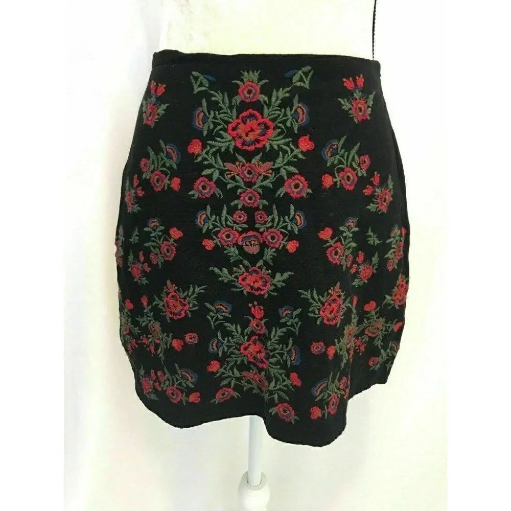 Zara Womens New W Tag Black Red Floral Embroidered Mini Skirt Xs
